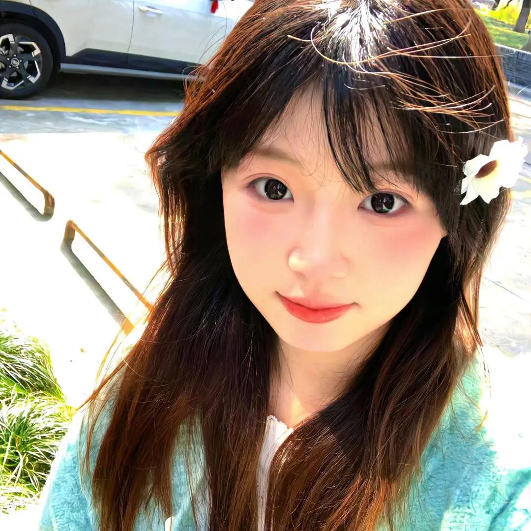 不再托腮遐思